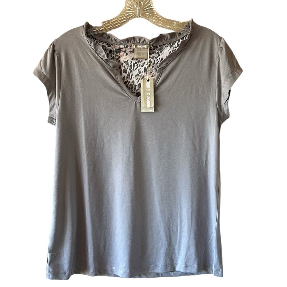 NEW Ink + Ivy Grey V Neck Shirt